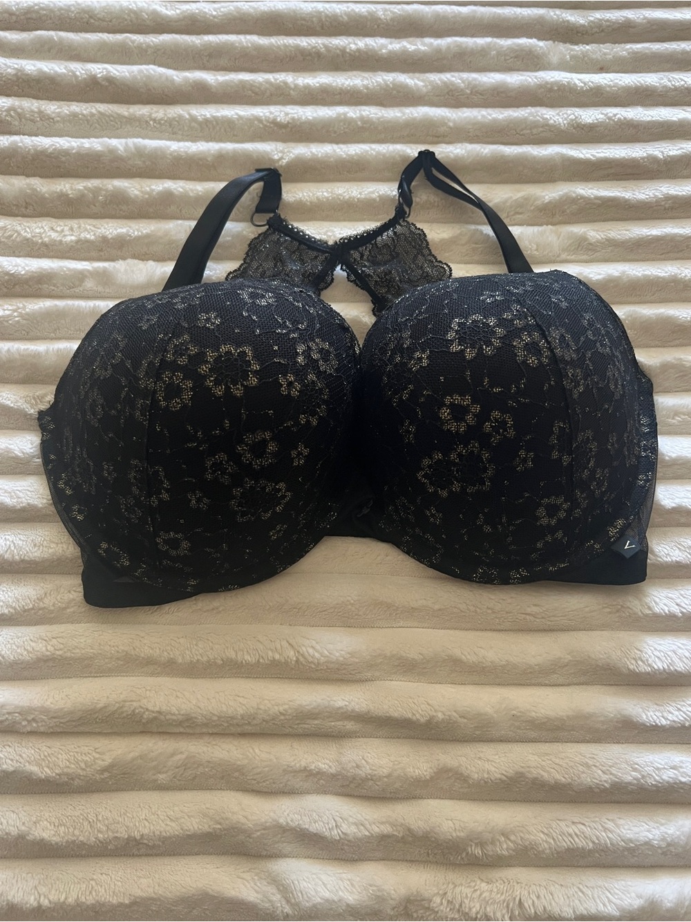 Victoria Secret push up Lace-Overlay Push-Up Bra - Black razor back